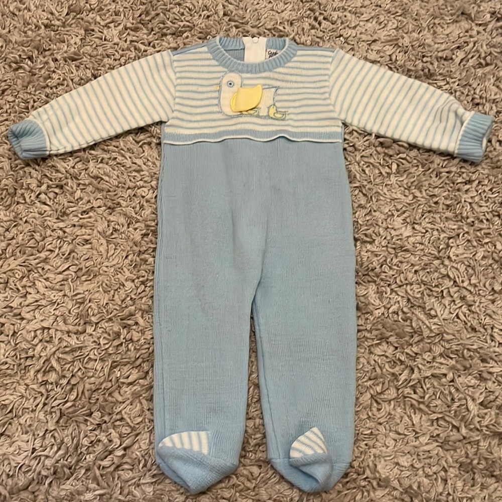 Vintage Carriage Boutiques Baby Blue Knit Romper w/Ducks